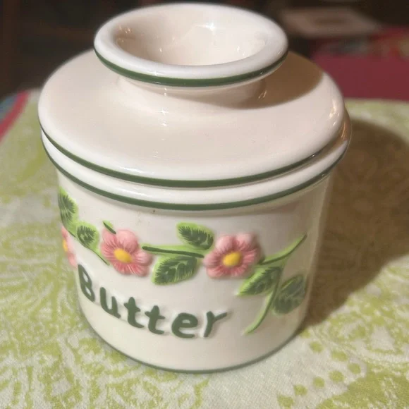 Classic ceramic Butter Bell, raised painted wording BUTTER in French & English - Picture 4 of 12